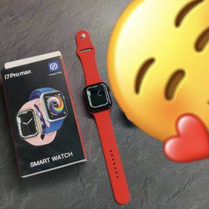 montre connectée (couleur rouge dispo)