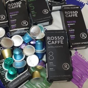 Café nespresso original Collection Rosso Café provenant d'Italie à vendre avec les parfums suivants PURISMO, INTELLIGENTE, DELICATO, MAESTRO, RICCO, GENTLEMAN INTENSITY. LES 10 A 4500.