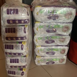 bal de 5 paquets couche de 36 pièces  par paquet pour bebe