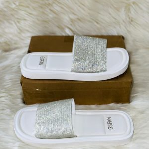 DES CHAUSSURES DE QUALITE