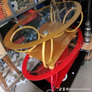 Table en verre ovale